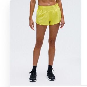 Lululemon 2.5 High Rise Hottie Hot Bright Yellow Athletic Shorts
